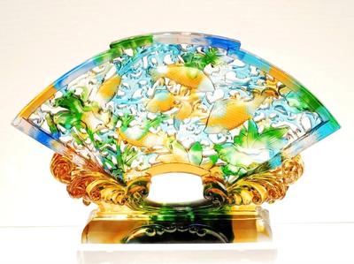 琉璃巧韻，茶臺(tái)生輝——多功能茶臺(tái)中的光與茶韻之美